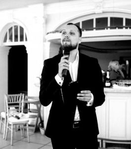 Vedėjas Haroldas Šklėrius