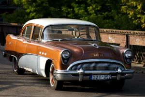 Retro automobilis Jūsų šventei