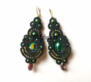 Rankų darbo papuošalai