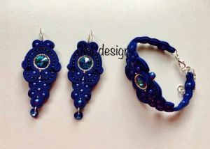 Rankų darbo papuošalai