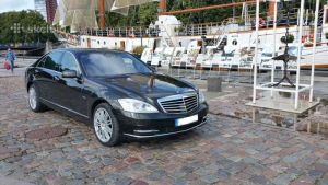 Prabangių Mercedes - Benz automobilių nuoma Jūsų šventei