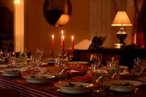 Vakarienių klubas "12 kėdžių"