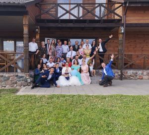 Renginių vedėjai/dj su pilnu įgarsinimu ir apšvietimu