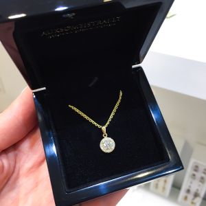 Auksomeistrai.lt - juvelyrikos parduotuvė internete (Vestuviniai žiedai, papuošalai su briliantais, sužadėtuvių žiedai su briliantais)