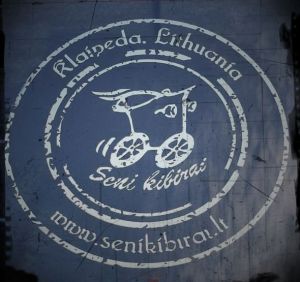 Senovinių automobilių asociacija "Seni kibirai"