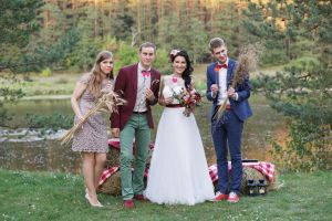 Nuotaikos kalviai. LT( vedėjas, didžėjus, vokalistė)