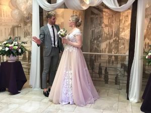 Nuotaikos kalviai. LT( vedėjas, didžėjus, vokalistė)