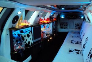 Limuzinų nuoma su papuošimais