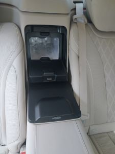 Mersedes Bezn S 500 nuoma su vairuotoju