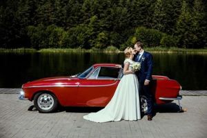 1963 m. gamybos retro Volvo 1800S nuoma filmavimams bei fotosesijoms