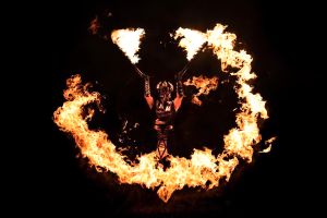 VIDURAMŽIAI LT Ugnies šou