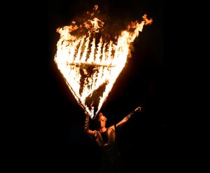 VIDURAMŽIAI LT Ugnies šou