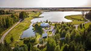 Poilsio krantas. Paviljonas