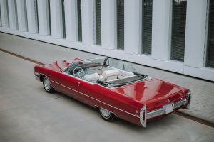 Cadillac DeVille Nuoma