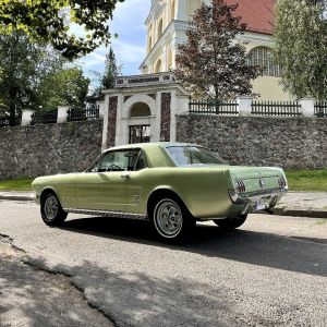 Klasikinio Mustang nuoma