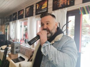 Lemur. Trumpa humoristinė programa privatiems vakarėliams rusų kalba