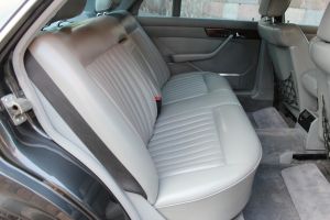 Klasikinis Mercedes-Benz SEL560 1986