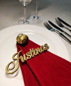 Vestuvių dovanos tėvams, liudininkams nuo jaunųjų, smulkios dovanėlės svečiams