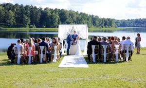 Vila PAS ŠEŠTOKĄ Molėtų rajone prie ežero 80 vietų