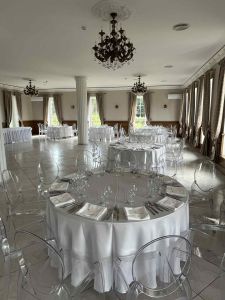 Stalų, kėdžių, staltiesiu, šildytuvų ir kt nuoma