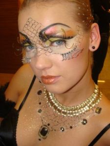 Profesionali visažistė