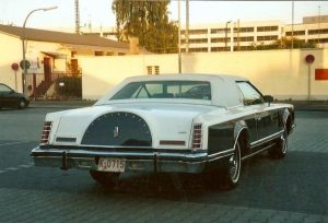 Lincoln Continental nuoma