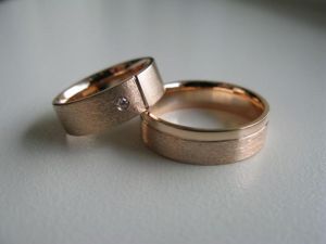 Gaminame vestuvinius ir sužadėtuvių žiedus