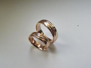 Gaminame vestuvinius ir sužadėtuvių žiedus