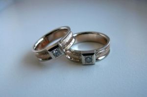 Gaminame vestuvinius ir sužadėtuvių žiedus