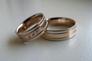 Gaminame vestuvinius ir sužadėtuvių žiedus