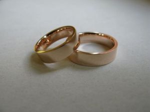 Gaminame vestuvinius ir sužadėtuvių žiedus