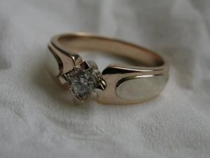 Gaminame vestuvinius ir sužadėtuvių žiedus