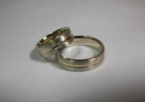 Gaminame vestuvinius ir sužadėtuvių žiedus